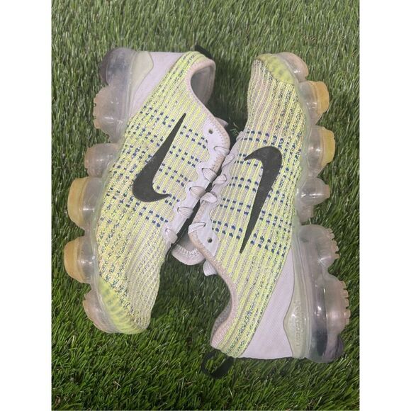 Nike Air VaporMax Flyknit 3 GS Light Silver Volt Size 5.5Y Womens 7 BQ5238-002 - Picture 8 of 9